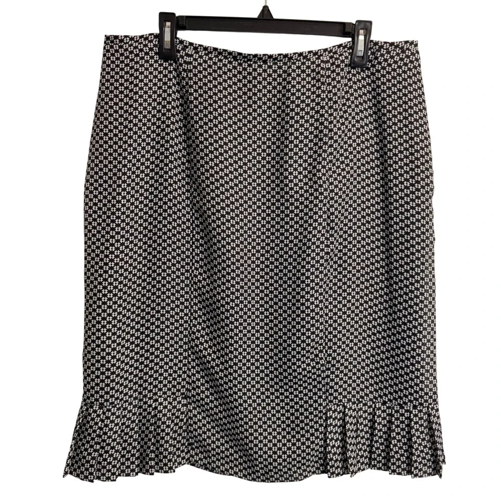 Danny & Nicole Womens 16W Skirt Suit Set Black White Patterned Ruffle Hem Jacket